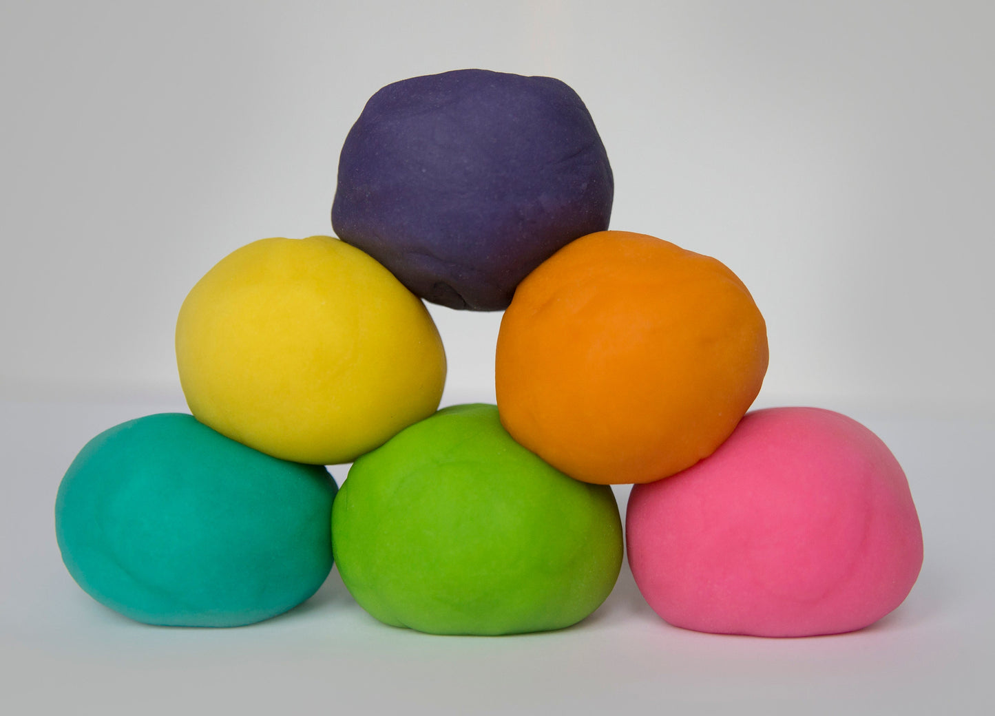 Custom Pack of Scented Play Dough (4.5 oz) - 4, 6, 9, or 12 jars